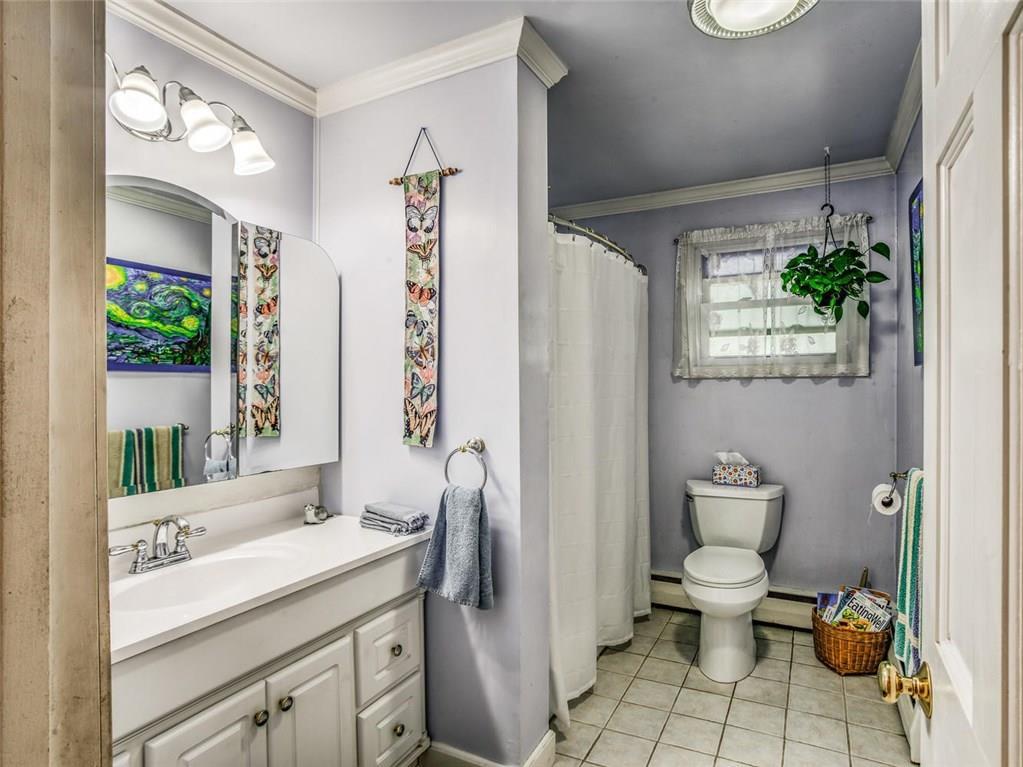 403 Main Street Waterville, ME 04901 - Photo 15 of 34 Full bath