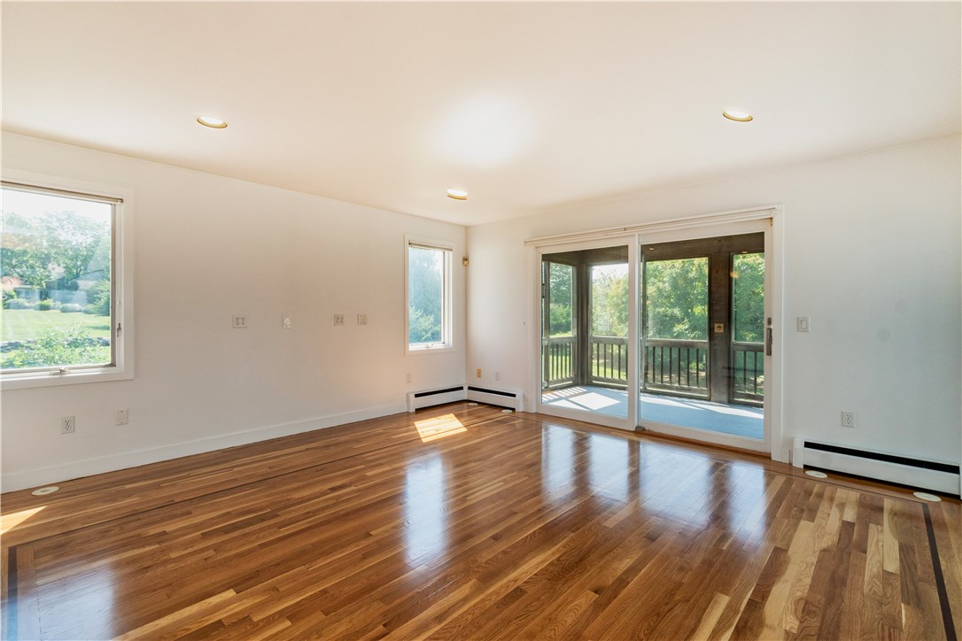 67 Riverscape Lane Tiverton, RI 02878 - Photo 13 of 23 Gallery Image 13