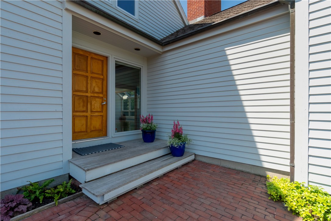67 Riverscape Lane Tiverton, RI 02878 - Photo 6 of 23 Gallery Image 6