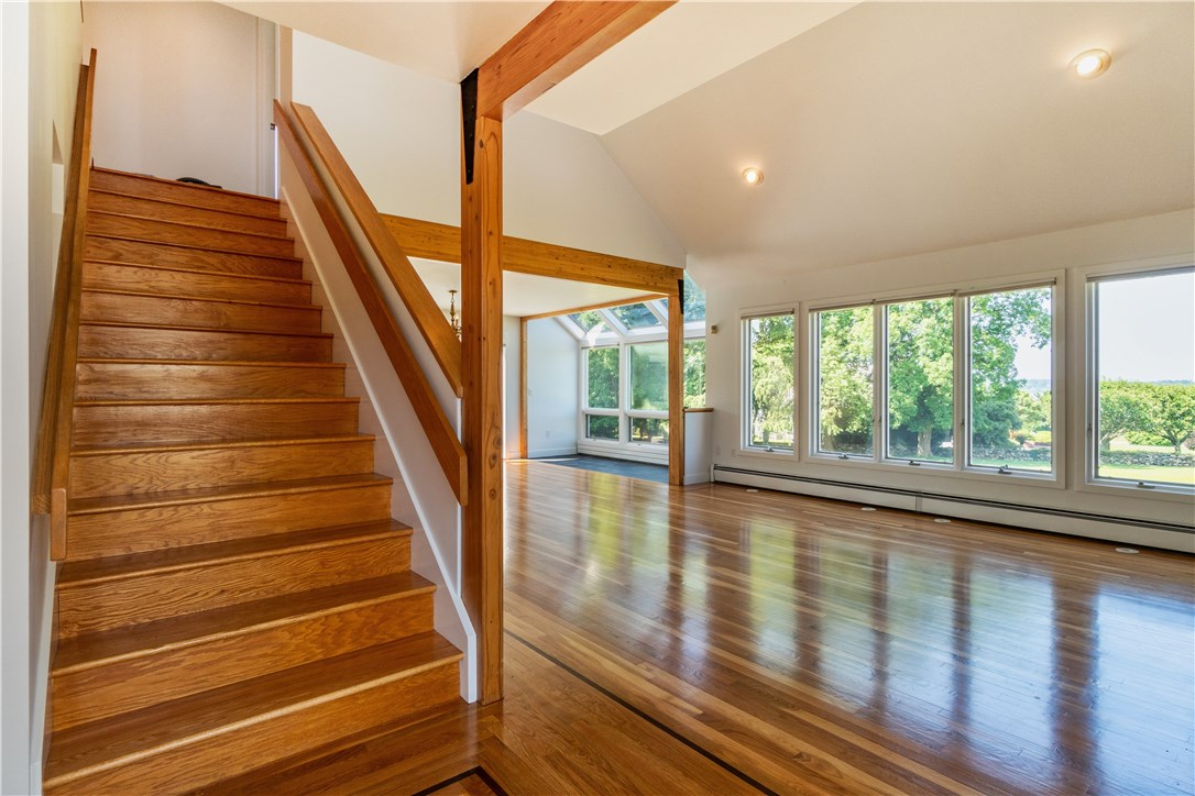 67 Riverscape Lane Tiverton, RI 02878 - Photo 8 of 23 Gallery Image 8