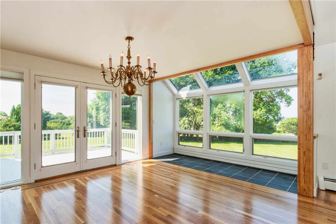 67 Riverscape Lane Tiverton, RI 02878 - Photo 10 of 23 Gallery Image 10