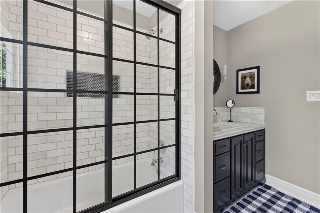 12816 Sagamore Road Leawood, KS 66209 - Photo 36 of 55