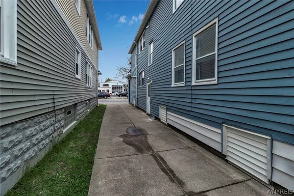 $369,900 | 2514 Delaware Avenue, Buffalo, NY 14216