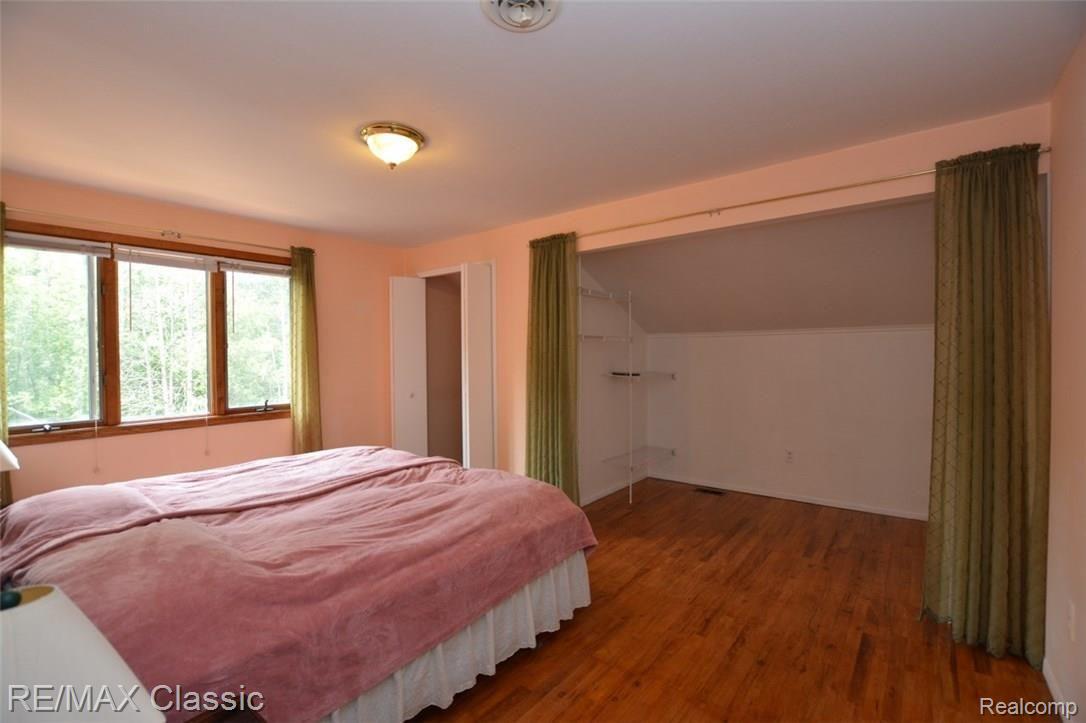 42439 Park Ridge Road Novi, MI 48375 - Photo 24 of 40 BR 1.jpg
