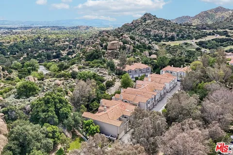 $605,000 | 22222 Horizon Place, Chatsworth, CA 91311