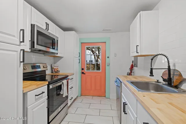 $650,000 | 5713 Emerald Drive, Emerald Isle, NC 28594