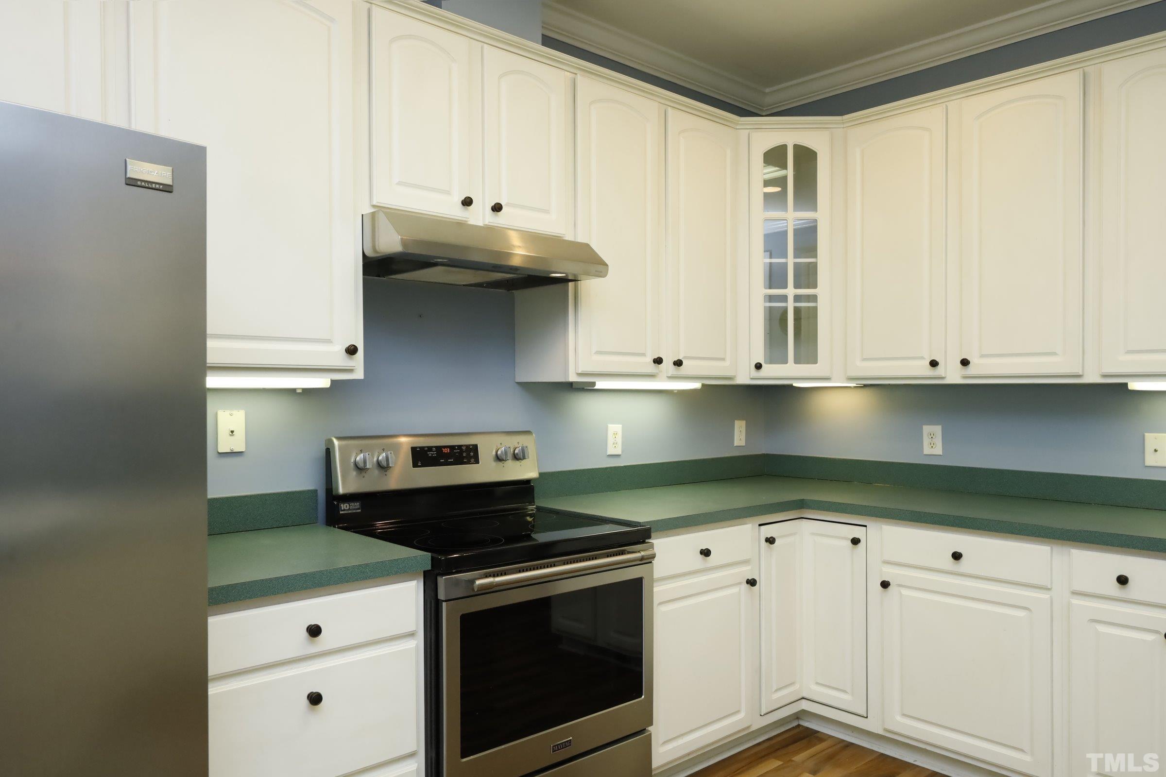 1012 Transom Court Raleigh, NC 27603 - Photo 17 of 45 Gallery Image 17