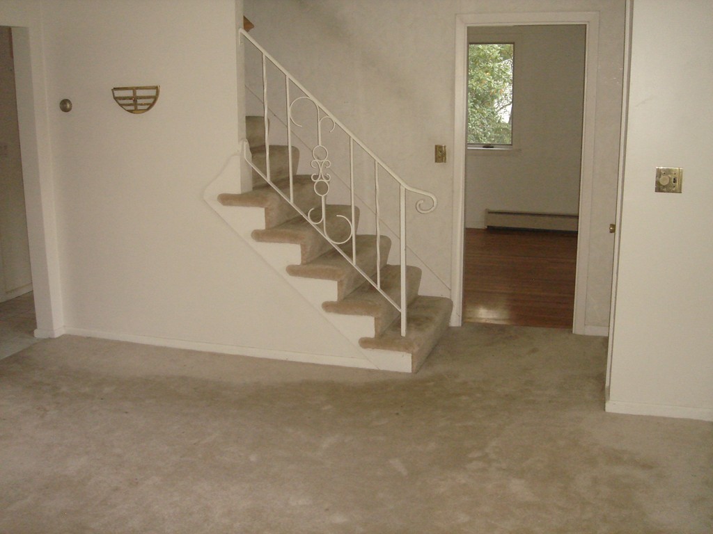 23 Lyndon Road Sharon, MA 02067 - Photo 15 of 17 a view of entryway and hall