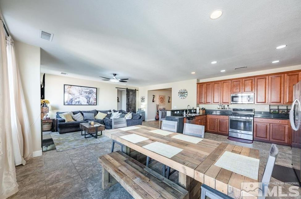 10712 Ridgebrook Drive Reno, NV 89521 - Photo 8 of 17 Photo 8