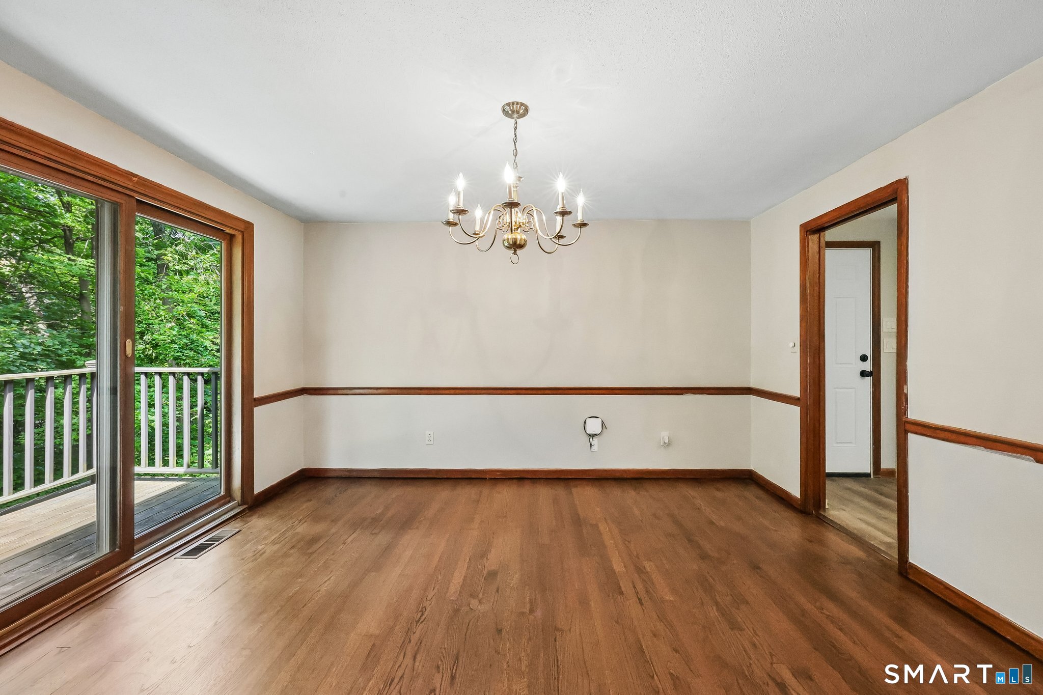 439 Brewster Road Bristol, CT 06010 - Photo 14 of 40