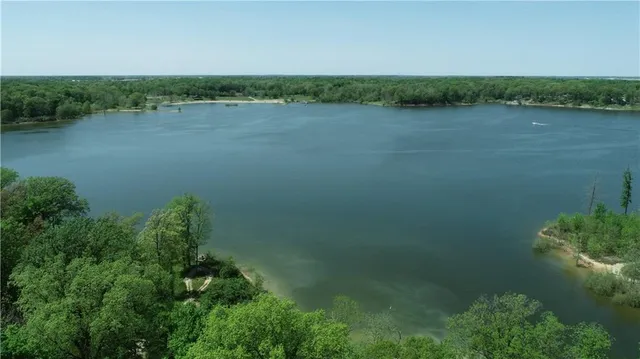 $174,900 | 1 Dogwood Drive, Rockville, IN 47872