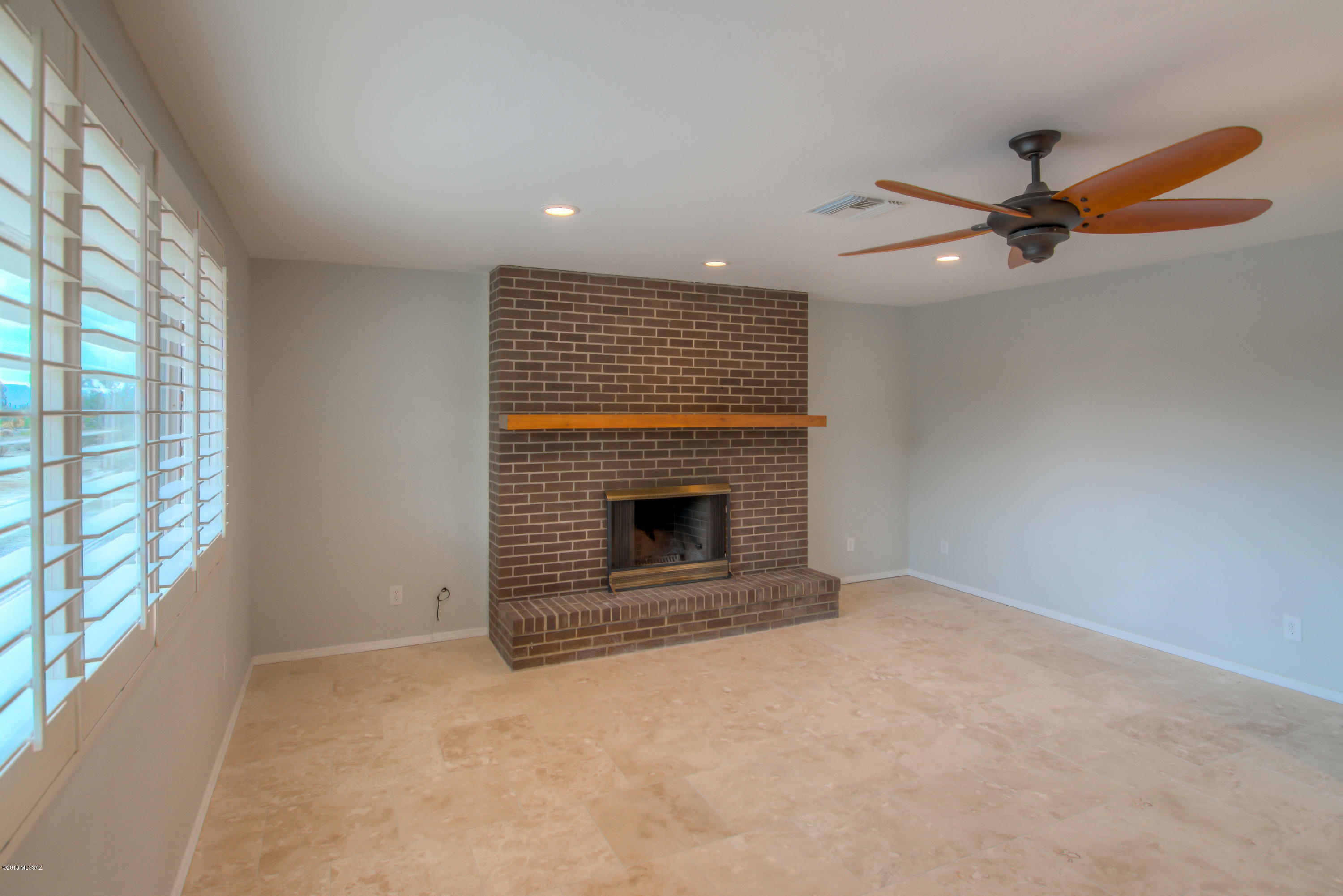 870 West Roller Coaster Road Tucson, AZ 85704 - Photo 12 of 39 Gallery Image 12