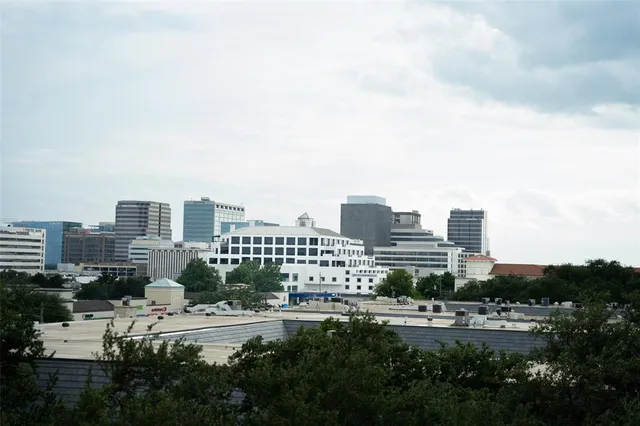 $2,950 | 6211 West Northwest Highway, Unit 400, Dallas, TX 75225