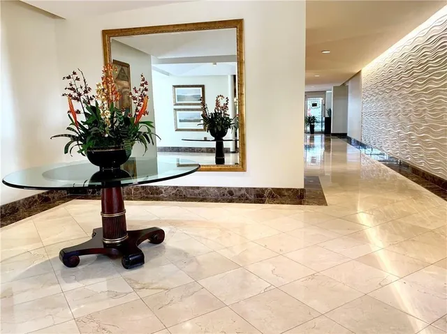 $2,950 | 6211 West Northwest Highway, Unit 400, Dallas, TX 75225