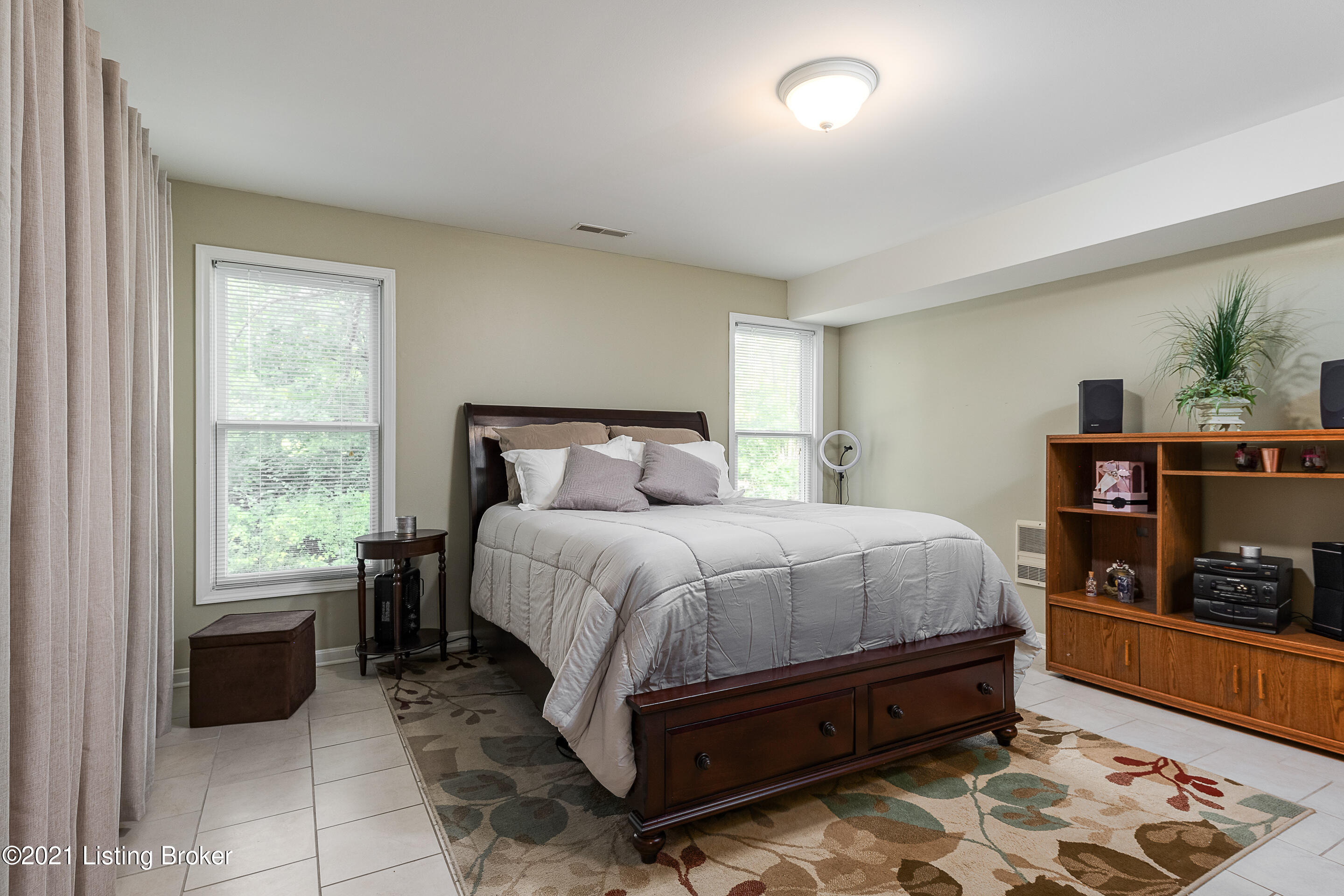 12715 Razor Branch Court Louisville, KY 40299 - Photo 40 of 60 DHI-40