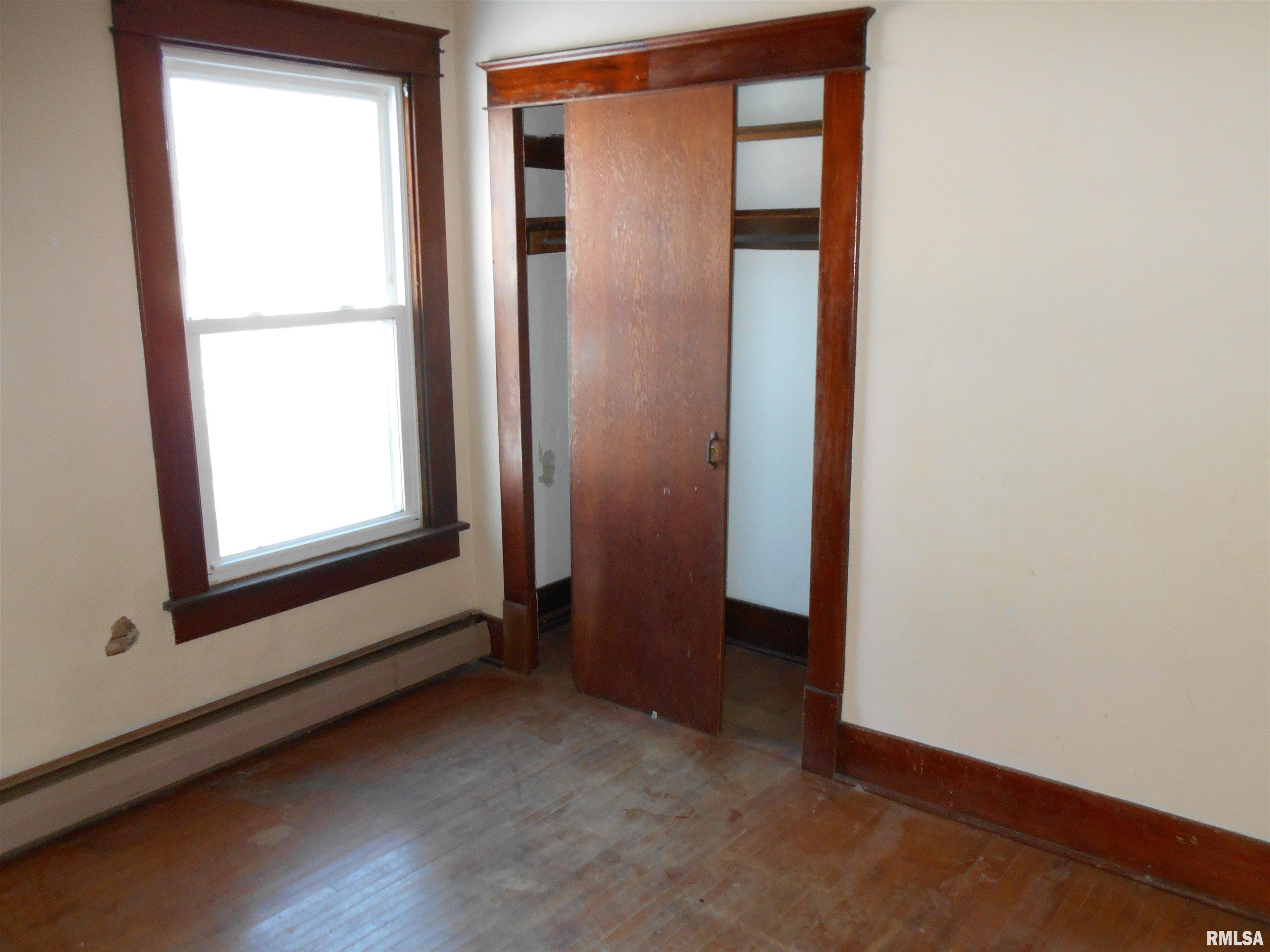 204 Maple Street Augusta, IL 62311 - Photo 4 of 8