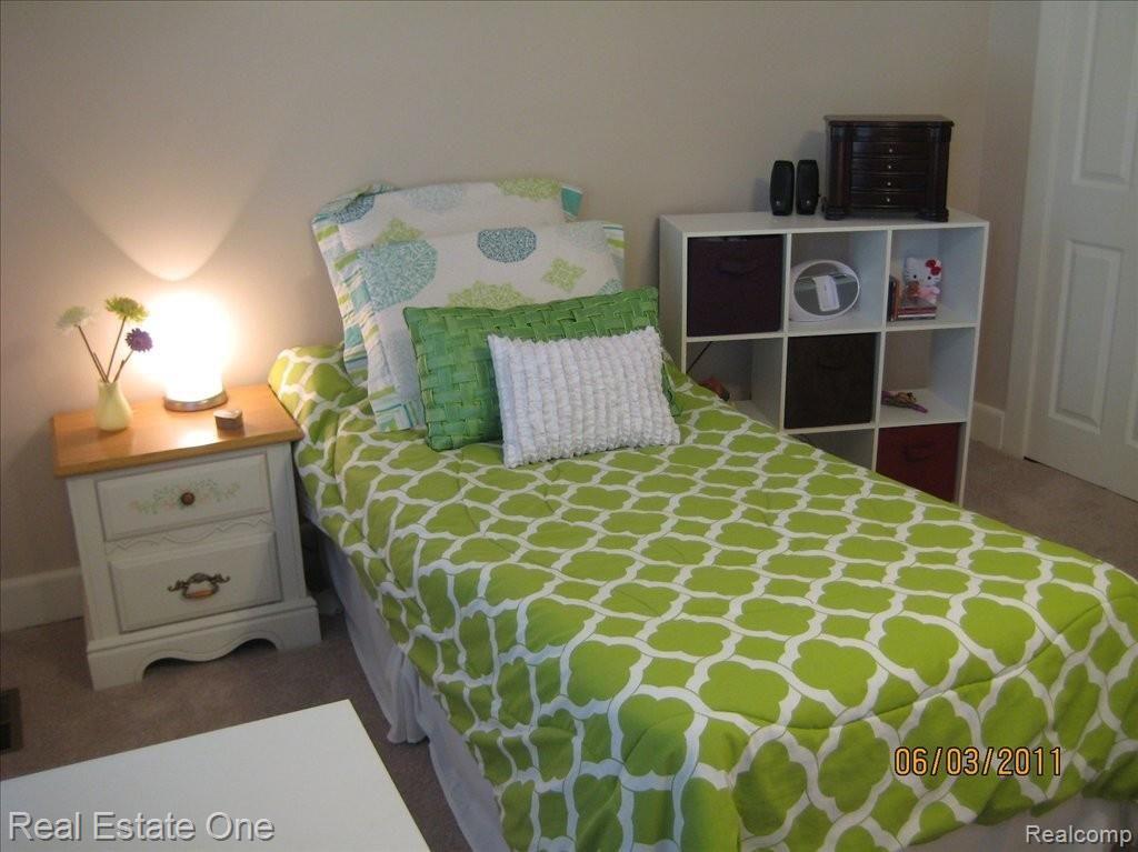 1791 Walnut Ridge Circle Canton, MI 48187 - Photo 17 of 25 2nd Bedroom