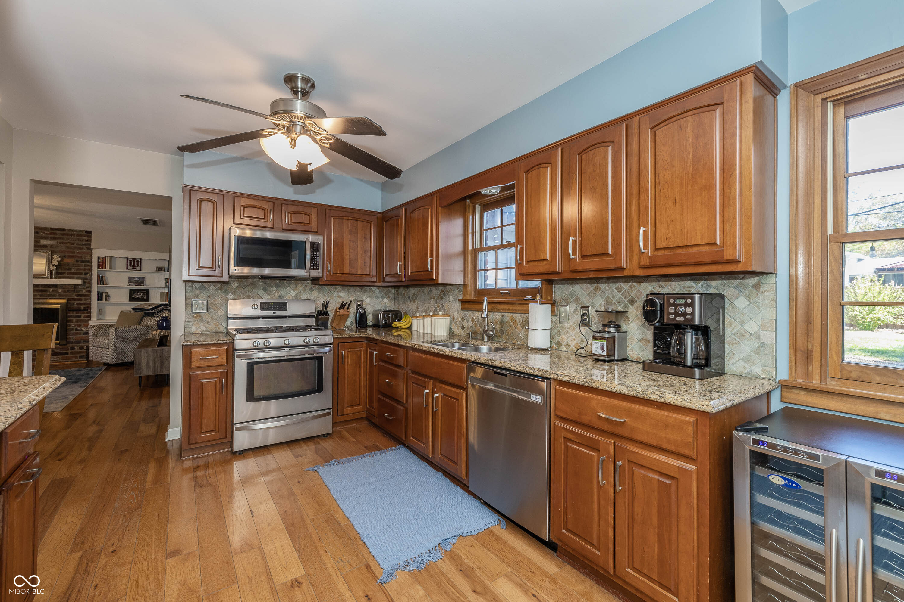 6407 Bramshaw Road Indianapolis, IN 46220 - Photo 7 of 36