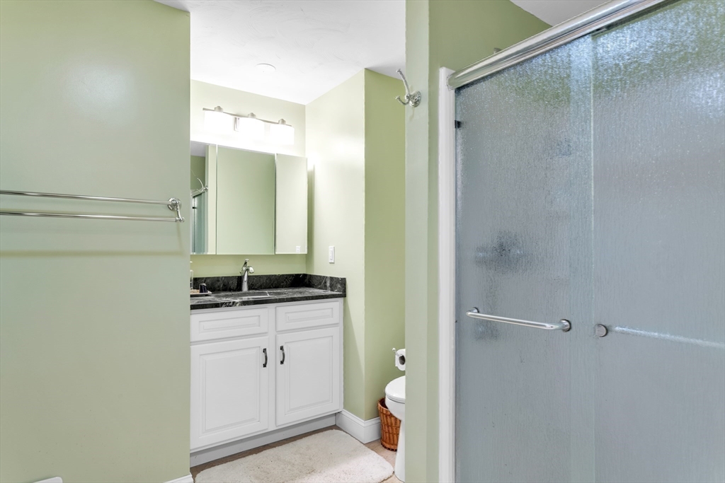 95 Bardon Street Chicopee, MA 01020 - Photo 26 of 41