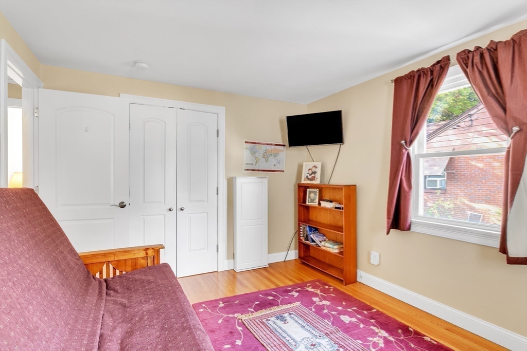 95 Bardon Street Chicopee, MA 01020 - Photo 27 of 41