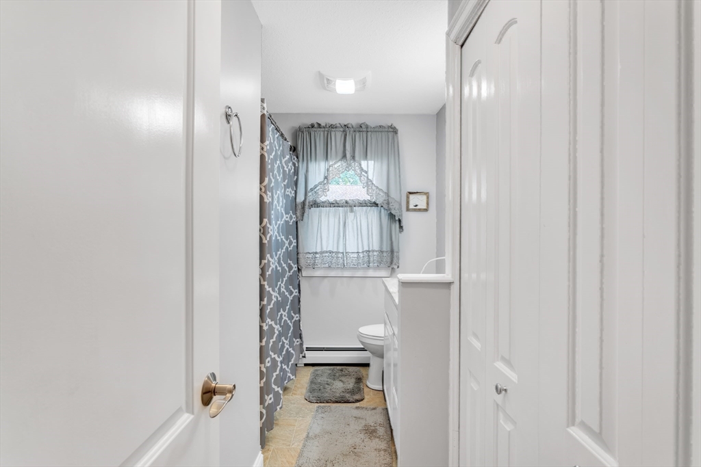 95 Bardon Street Chicopee, MA 01020 - Photo 33 of 41