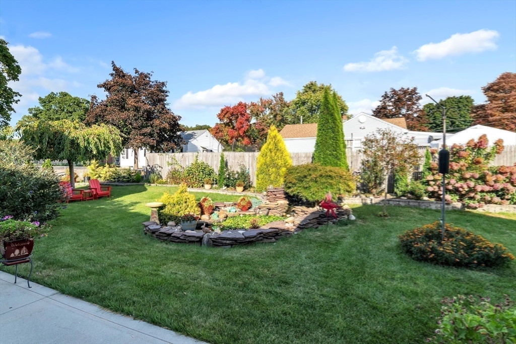 95 Bardon Street Chicopee, MA 01020 - Photo 36 of 41