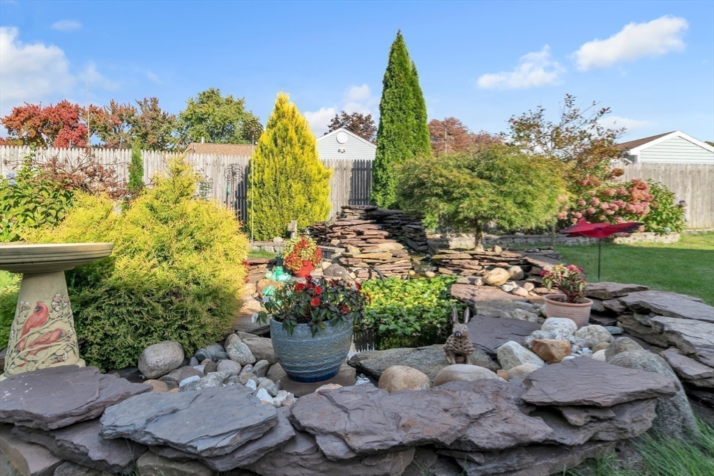 95 Bardon Street Chicopee, MA 01020 - Photo 40 of 41