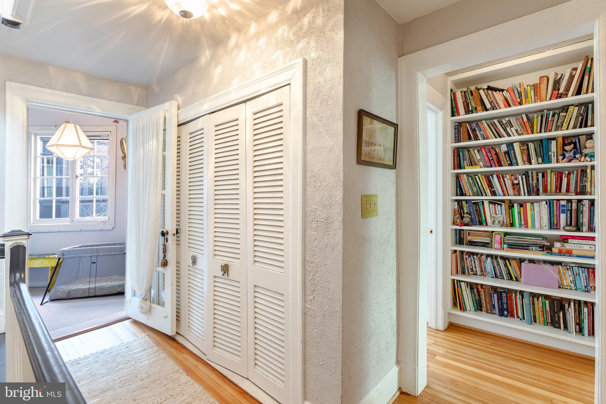 2633 15th Street Northwest, Unit 3 Washington, DC 20009 - Photo 34 of 53 a view of a livingroom with a bookshelf