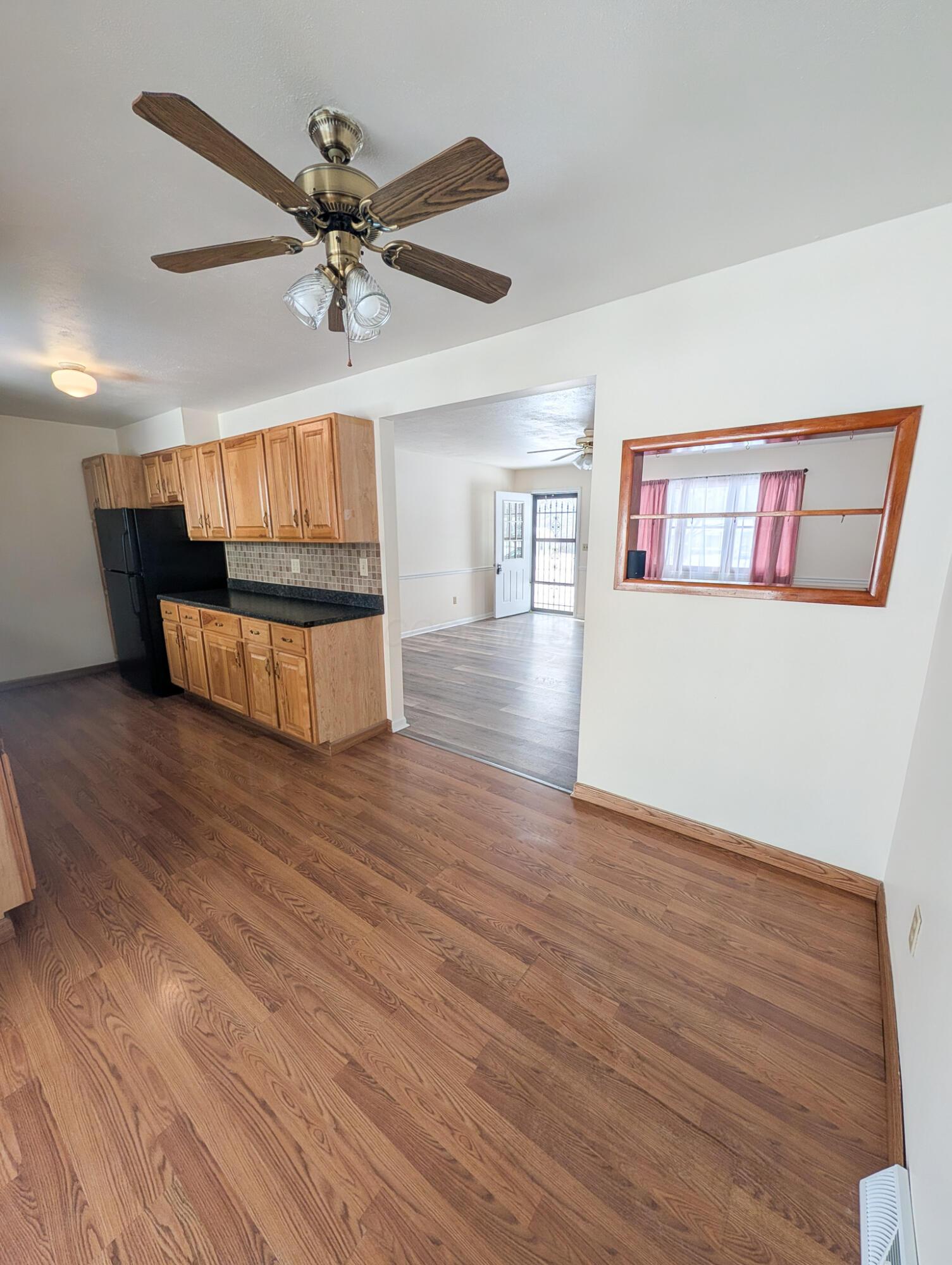 4351 Wilson Road Wooster, OH 44691 - Photo 20 of 59 Kitchen and Eat in space
