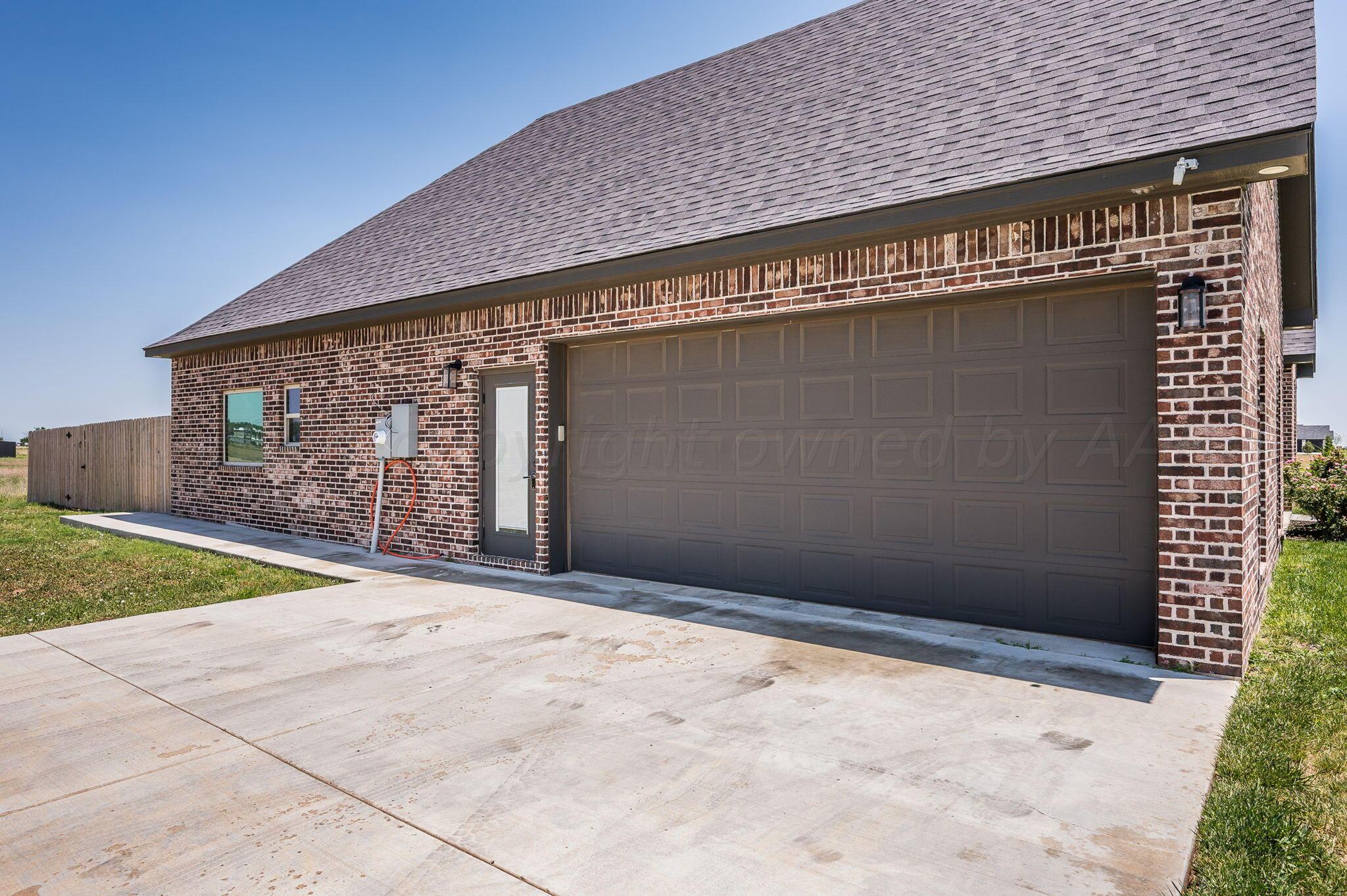 800 Snow Quail Road Canyon, TX 79015 - Photo 26 of 35 Garage