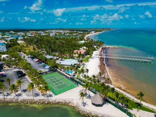 $450,000 | 2000 Coco Plum Drive, Unit 301, Marathon, FL 33050