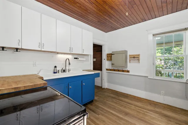 $274,000 | 206 Lewis Hill Road, Bethlehem, NH 03574