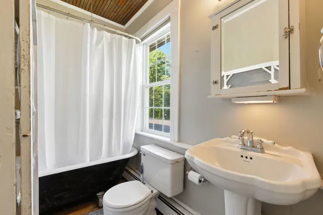 $274,000 | 206 Lewis Hill Road, Bethlehem, NH 03574