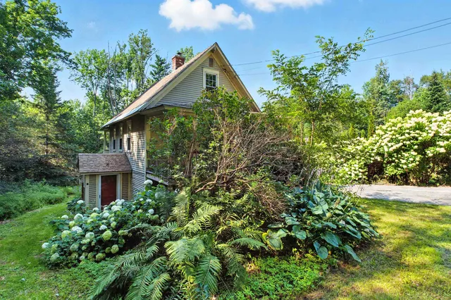 $274,000 | 206 Lewis Hill Road, Bethlehem, NH 03574