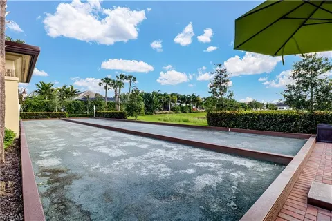 $635,000 | 9469 Foxglove Lane, Naples, FL 34120