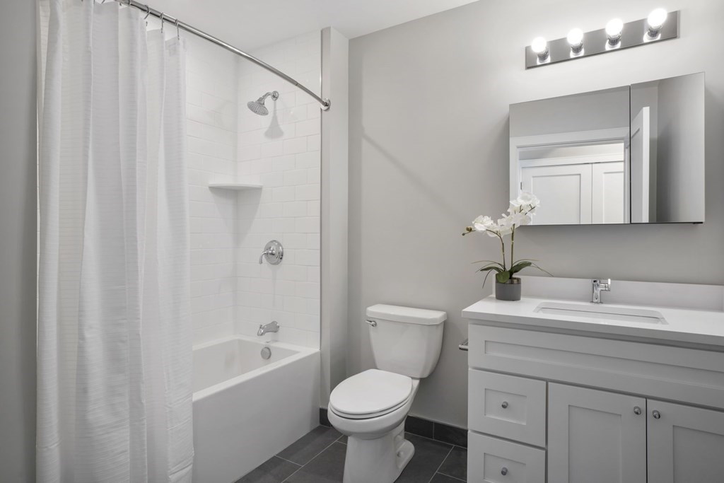 610 Rutherford Avenue, Unit 305 Boston, MA 02129 - Photo 4 of 13 Gallery Image 4