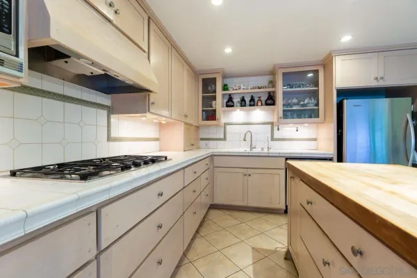 $1,800,000 | 449 G, Coronado, CA 92118