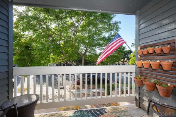 $1,800,000 | 449 G, Coronado, CA 92118