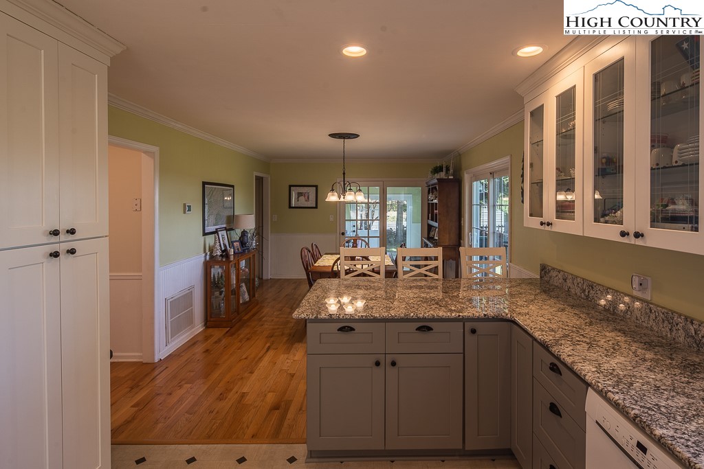 218 Heather Street Boone, NC 28607 - Photo 11 of 48 Gallery Image 11