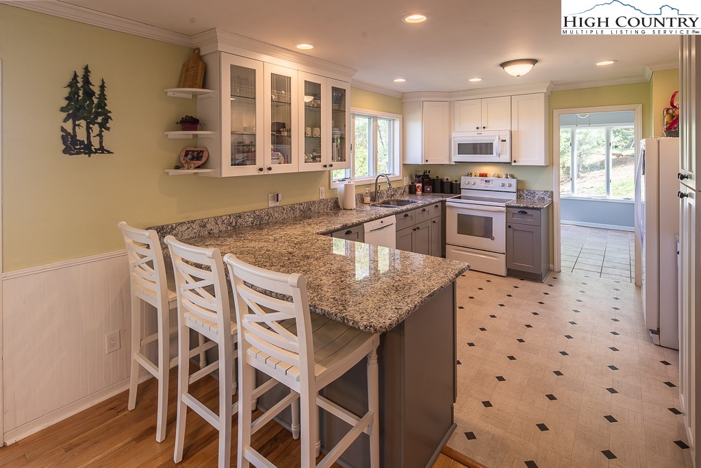 218 Heather Street Boone, NC 28607 - Photo 15 of 48 Gallery Image 15