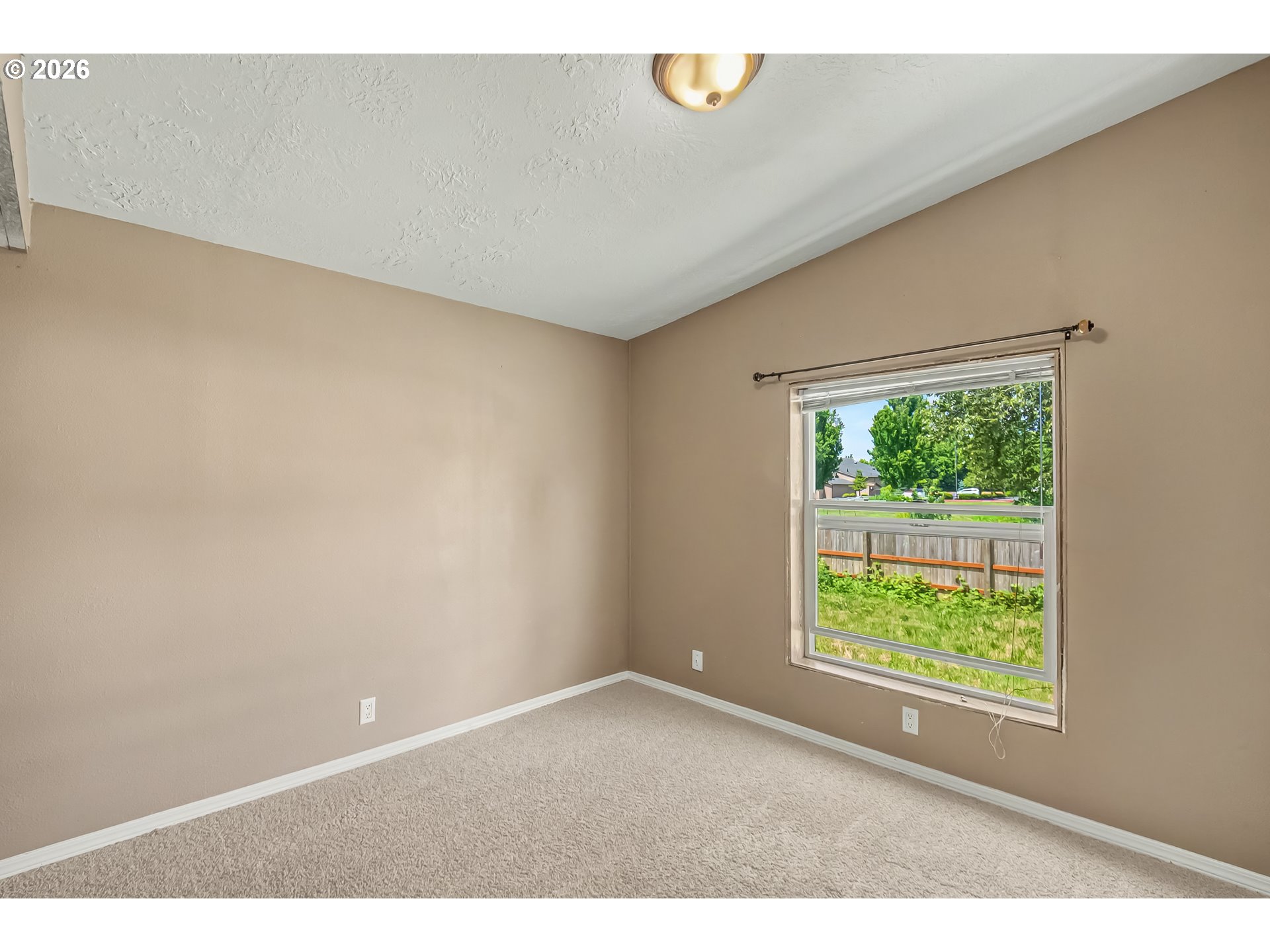 1949 Southeast Palmquist Road, Unit 5 Gresham, OR 97080 - Photo 11 of 28