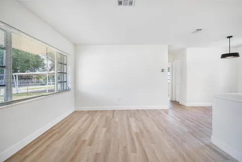 $525,000 | 2760 Northwest 164th Terrace, Miami Gardens, FL 33054