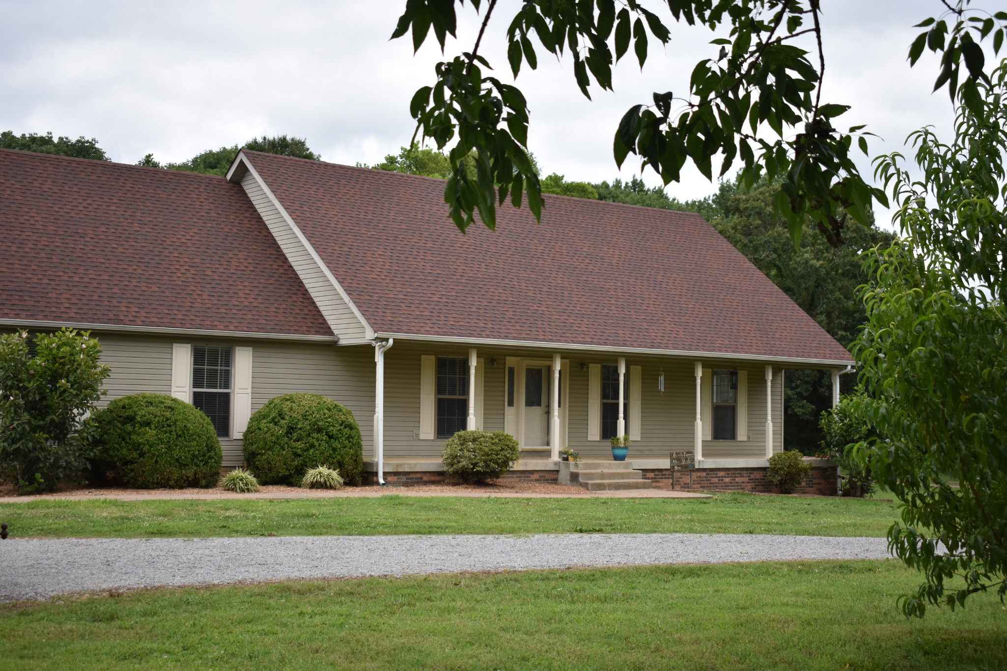 2466 Hinton Road Clarksville, TN 37043 - Photo 1 of 27 Gallery Image 1