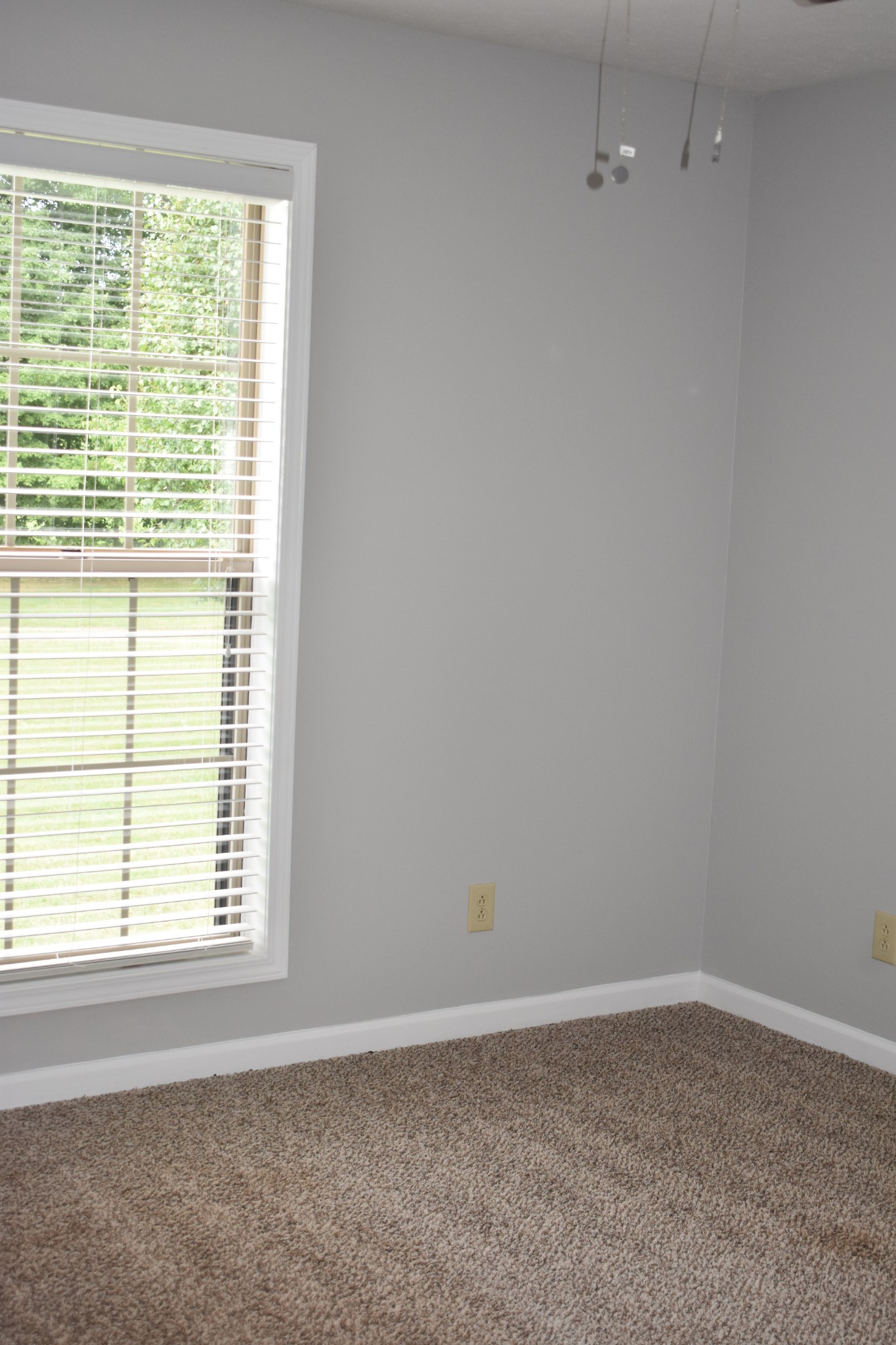 2466 Hinton Road Clarksville, TN 37043 - Photo 12 of 27 Gallery Image 12
