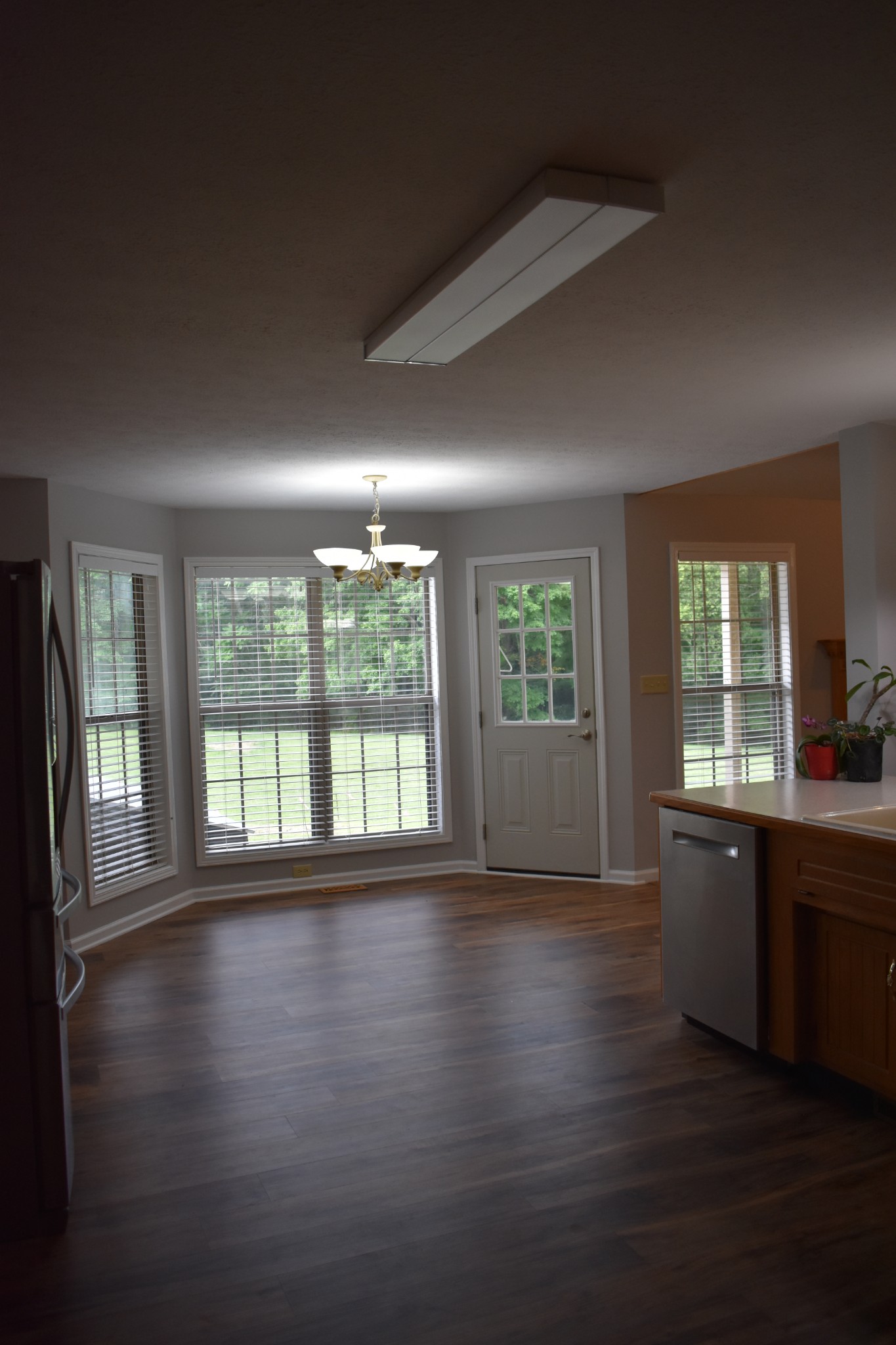 2466 Hinton Road Clarksville, TN 37043 - Photo 10 of 27 Gallery Image 10