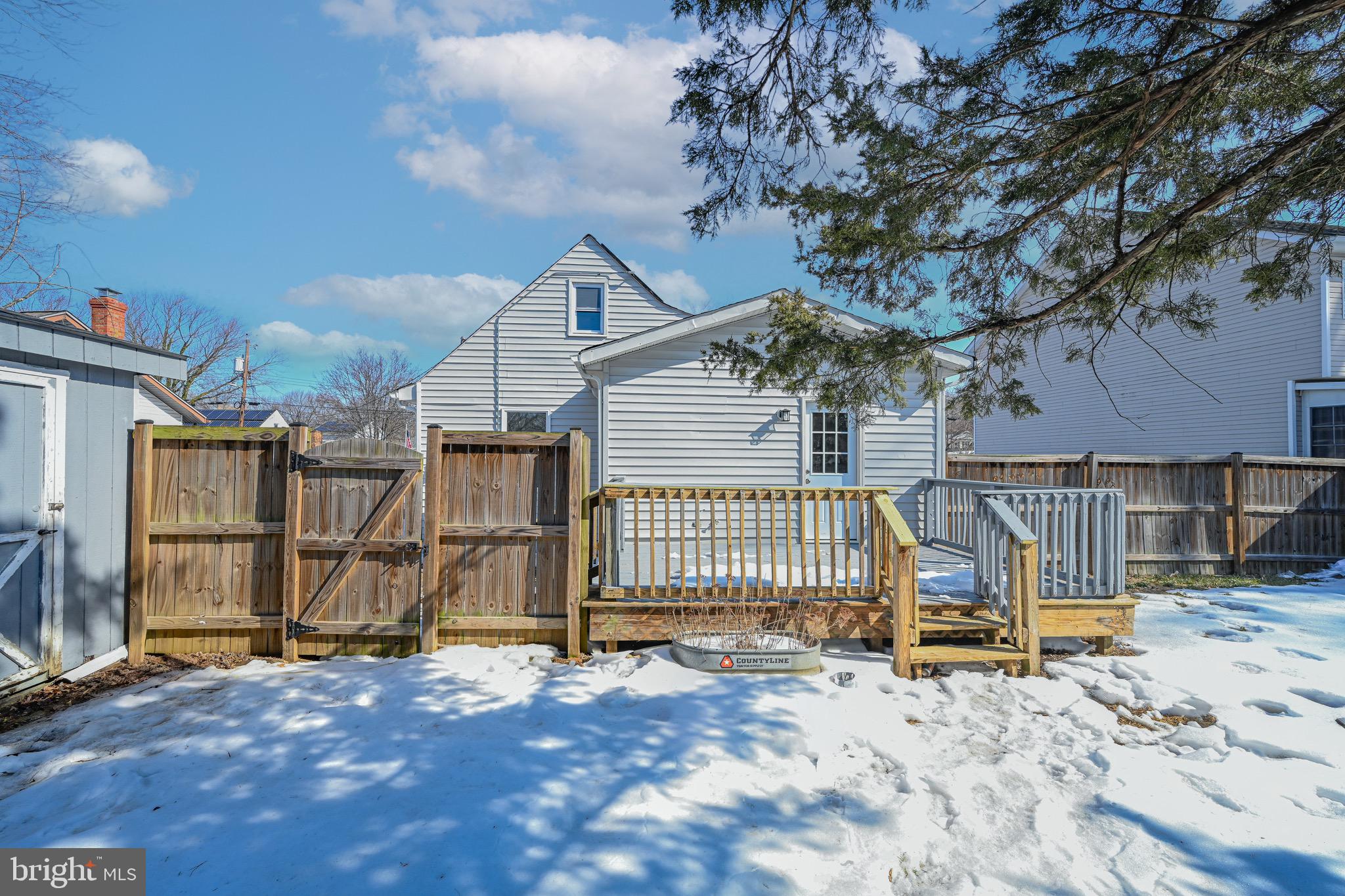3718 4th Avenue Edgewater, MD 21037 - Photo 32 of 34 a view of a house with wooden fence