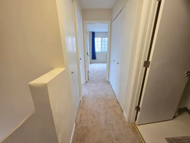 $2,100 | 482 Betsy Ross Court, Unit 482, Aurora, IL 60504