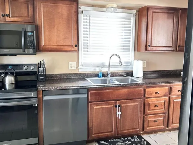 $210,000 | 4406 East 108th Street, Kansas City, MO 64137