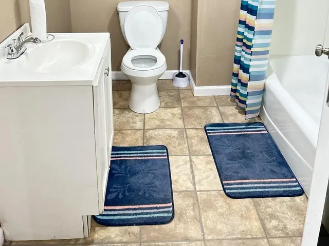 $263,000 | 4406 East 108th Street, Kansas City, MO 64137