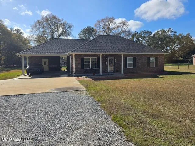 $239,000 | 48 George Ford Road, Carriere, MS 39426